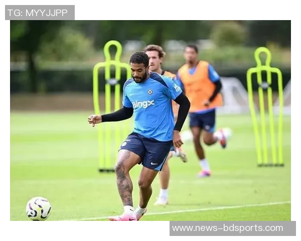 里斯詹姆斯期待为切尔西出战更多比赛并向前辈学习成长